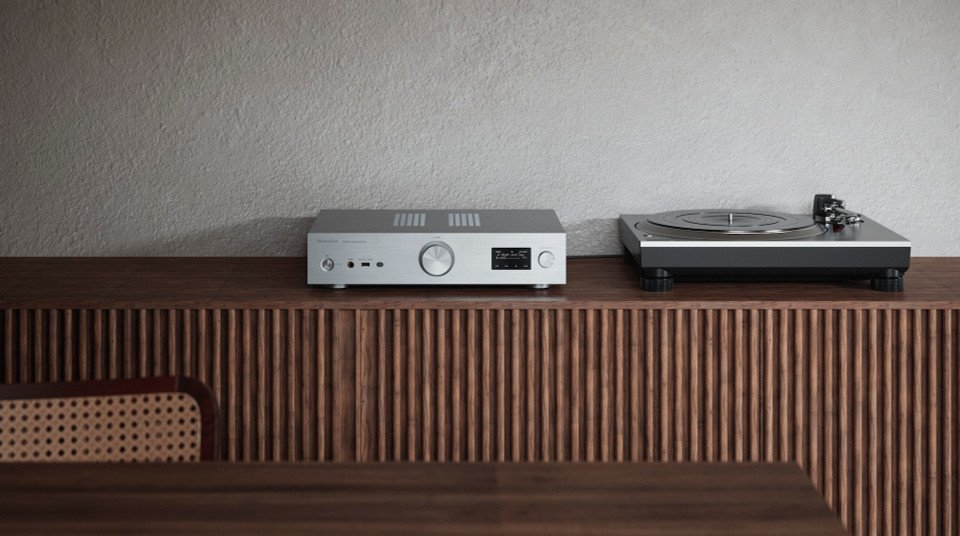 Technics SUGX70 LS.jpg