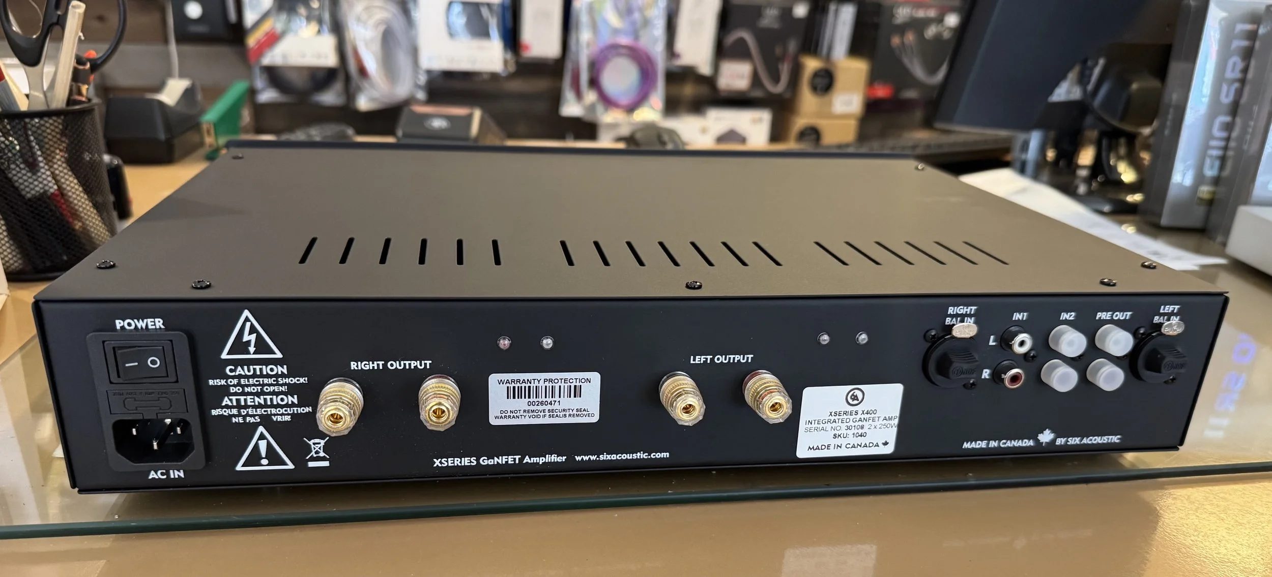 Six Acoustic X400 R.jpeg