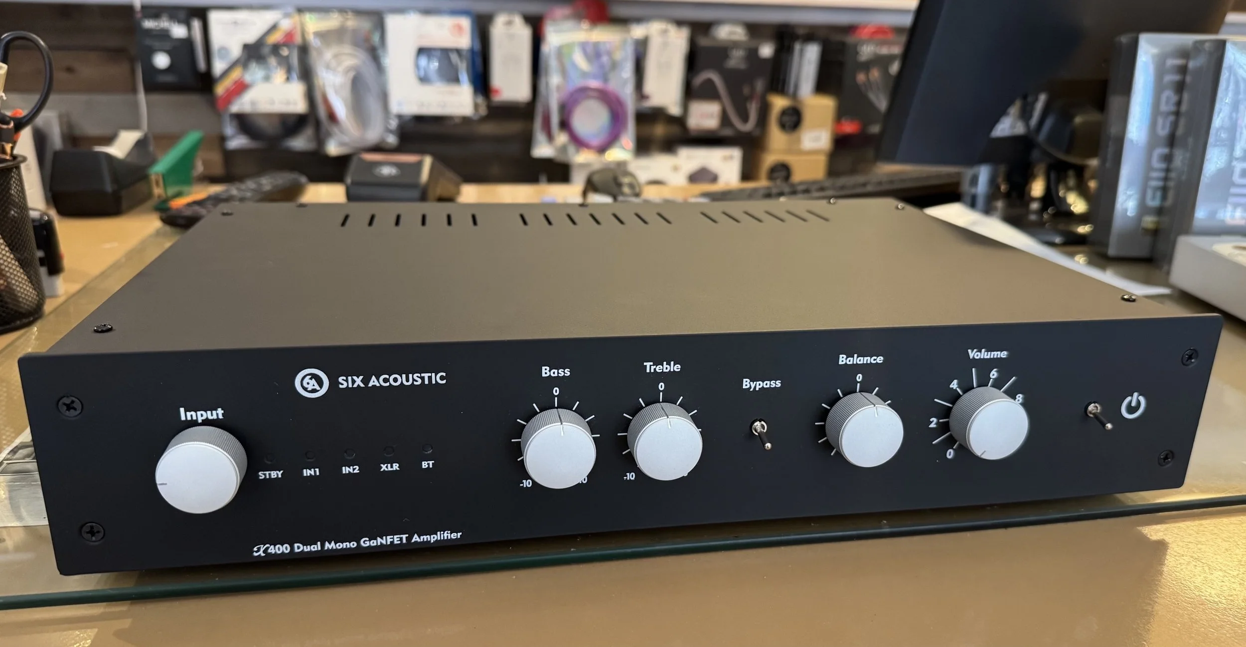 Six Acoustic X400 A.jpeg