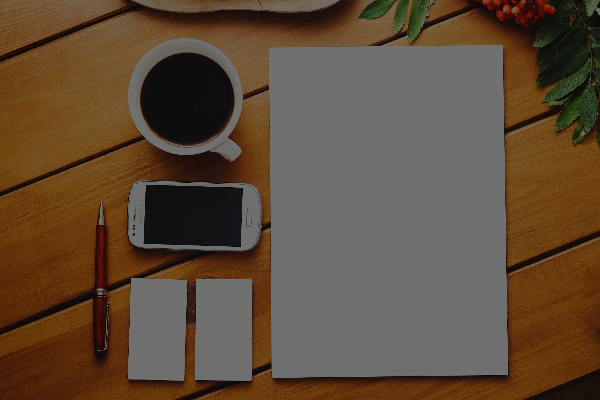 coffee-smartphone-desk-pen.jpg