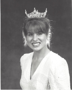 Liza Minini 1990.jpeg