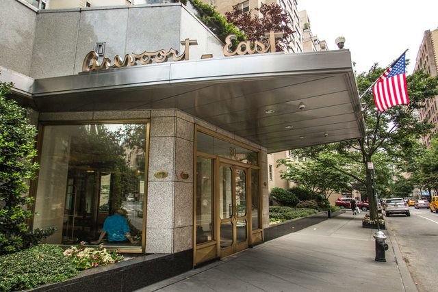 The Inside Scoop on the Brevoort East, 20 E. 9th St. in Greenwich Village