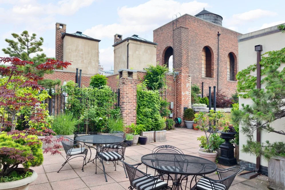 The Inside Scoop on 30 5th Ave. in Greenwich Village