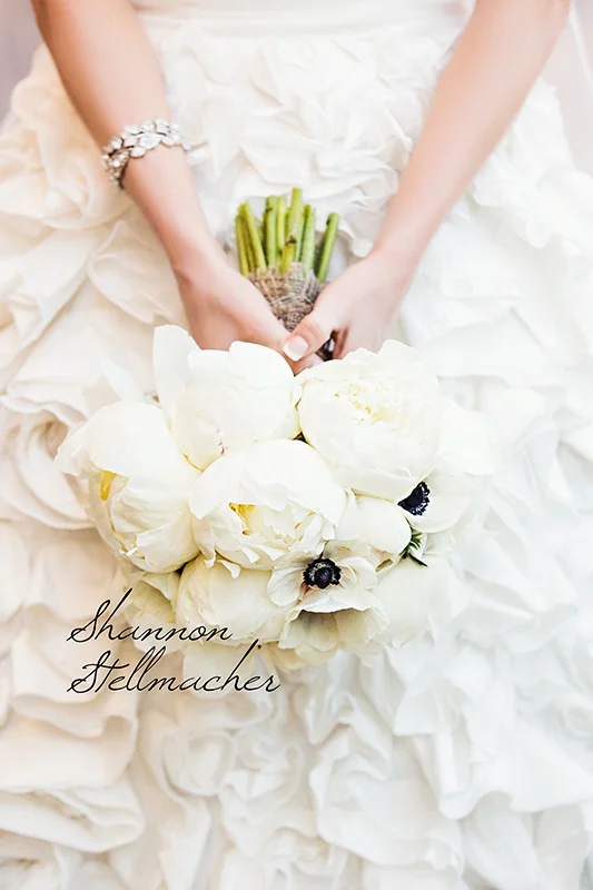 white wedding flowers web