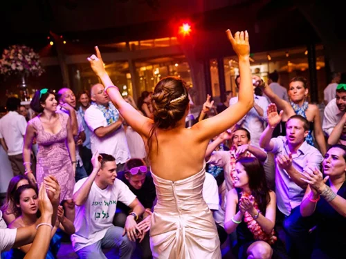 Providing personalized entertainment for your wedding reception. We also provide ceremony sound system for your I Do moments. Lynwood Illinois DJs in Lynwood Illinois.