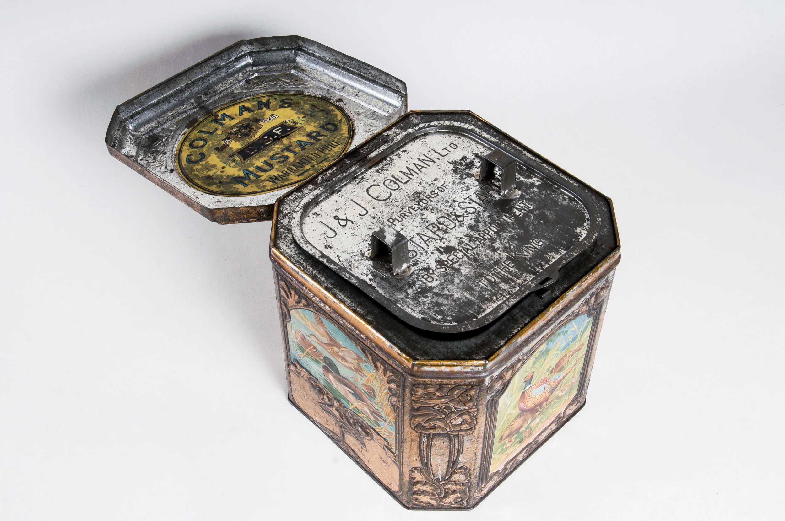 Haus_Des_Rodriguez_TurnerHelton_Items-23.jpg