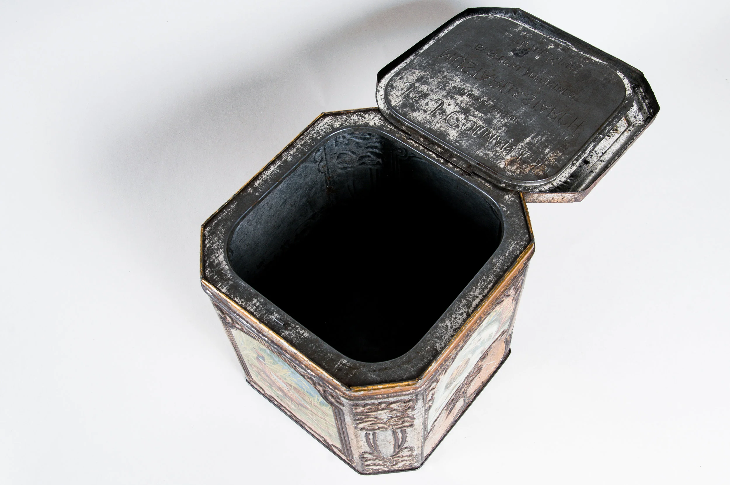 Haus_Des_Rodriguez_TurnerHelton_Items-30.jpg