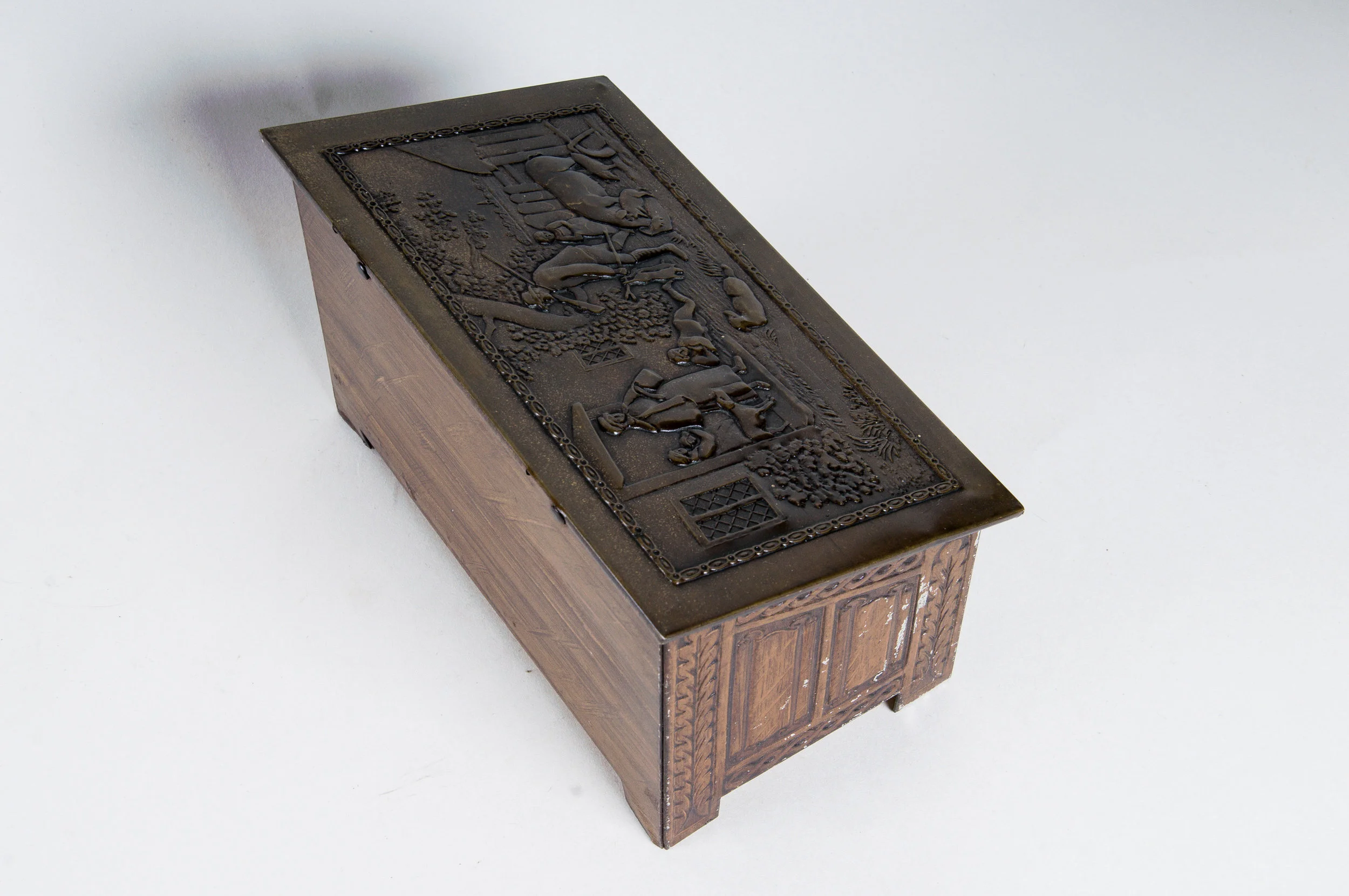 Haus_Des_Rodriguez_TurnerHelton_Items-73.jpg
