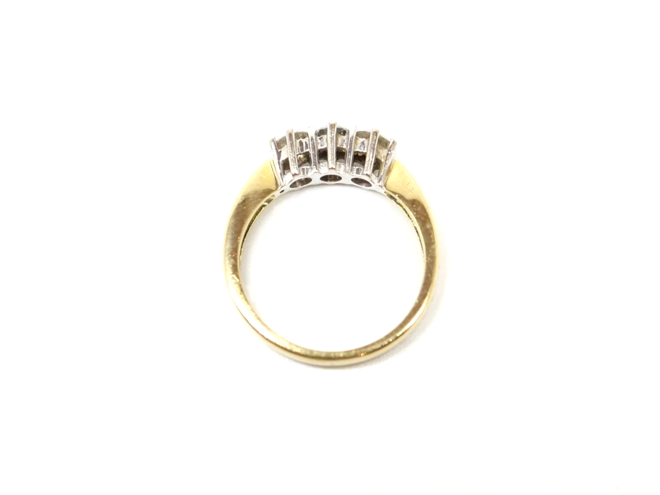 18ct yellow gold three-stone diamond ring