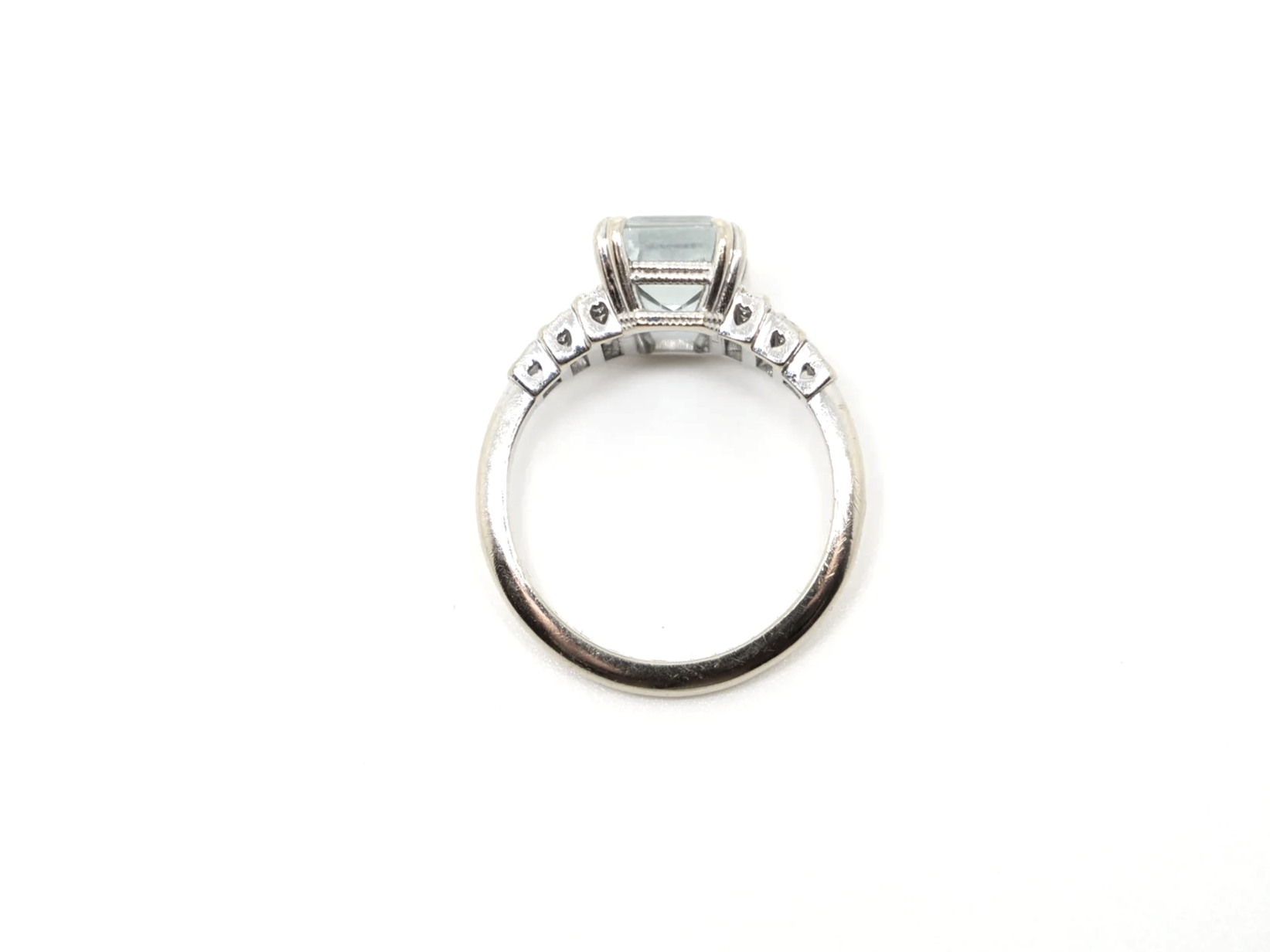 18ct white gold aquamarine and diamond ring, emerald cut centre stone