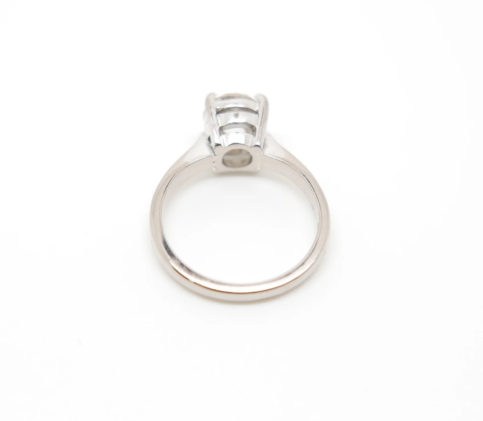 2 carat diamond engagement ring vintage