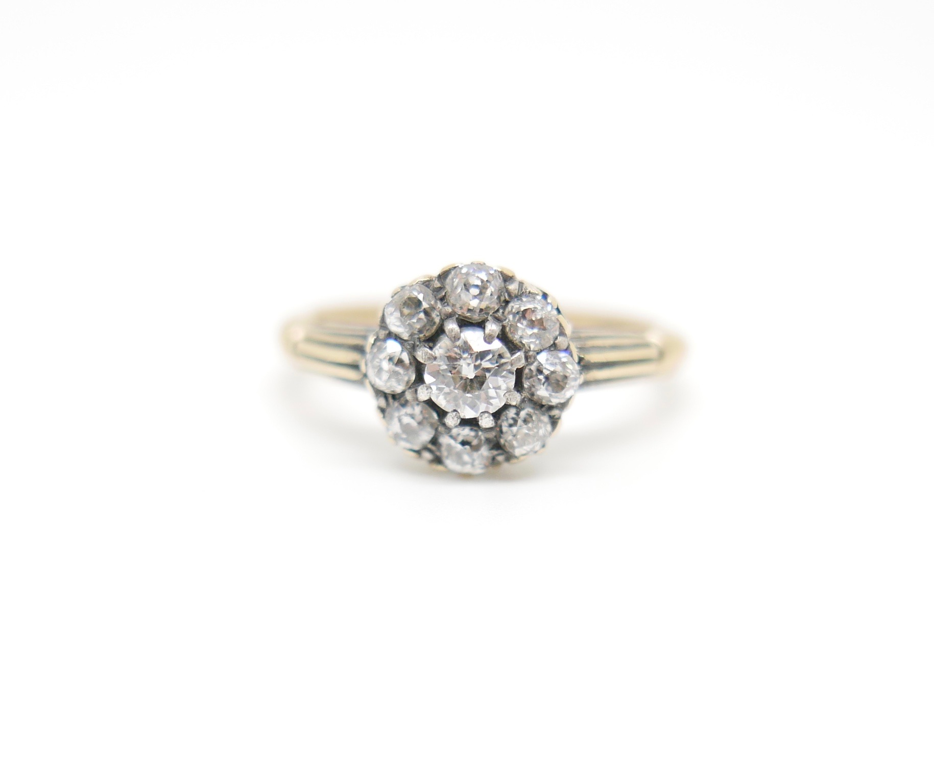 Diamond Daisy Ring