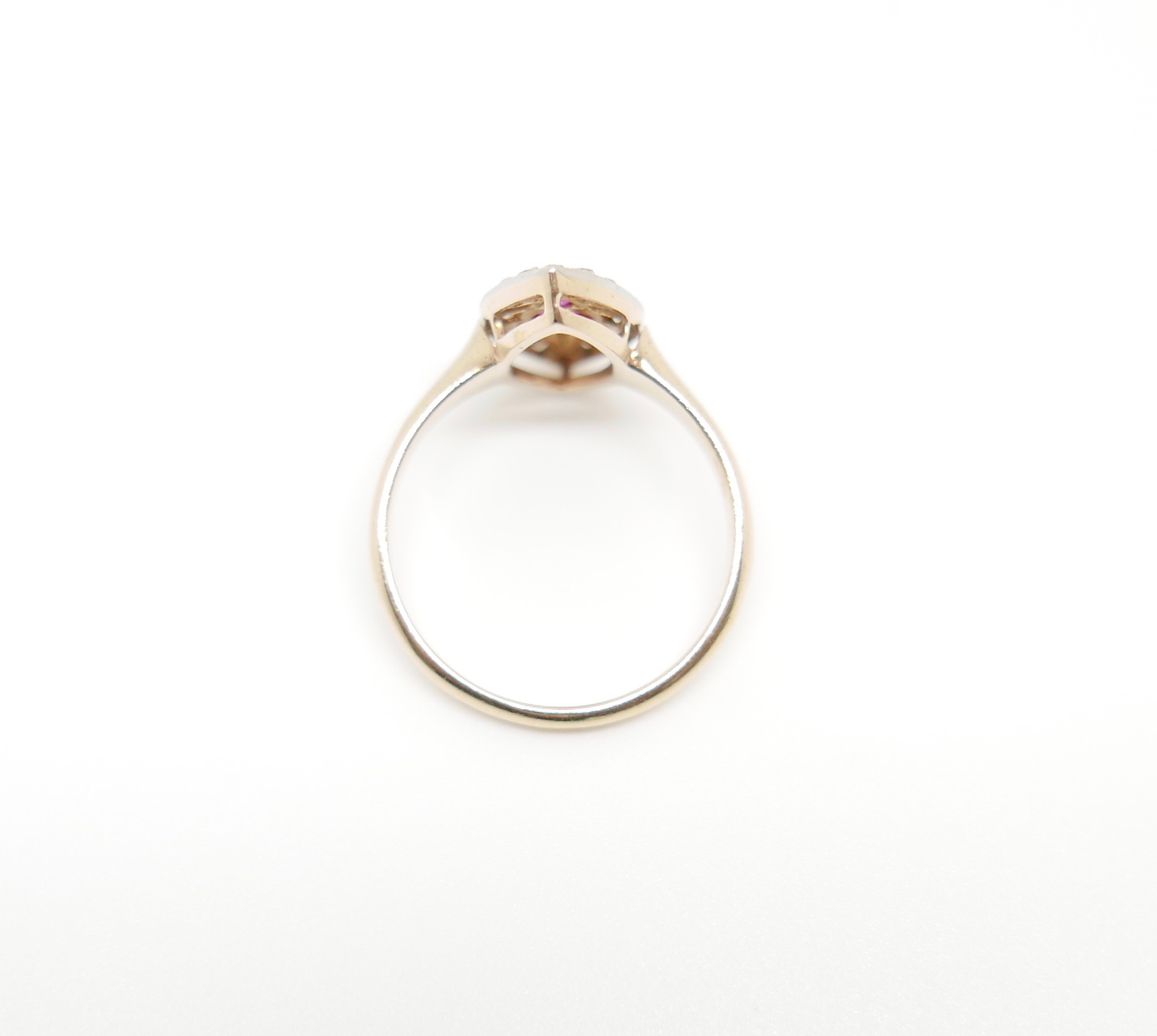 antique jewellery boutique