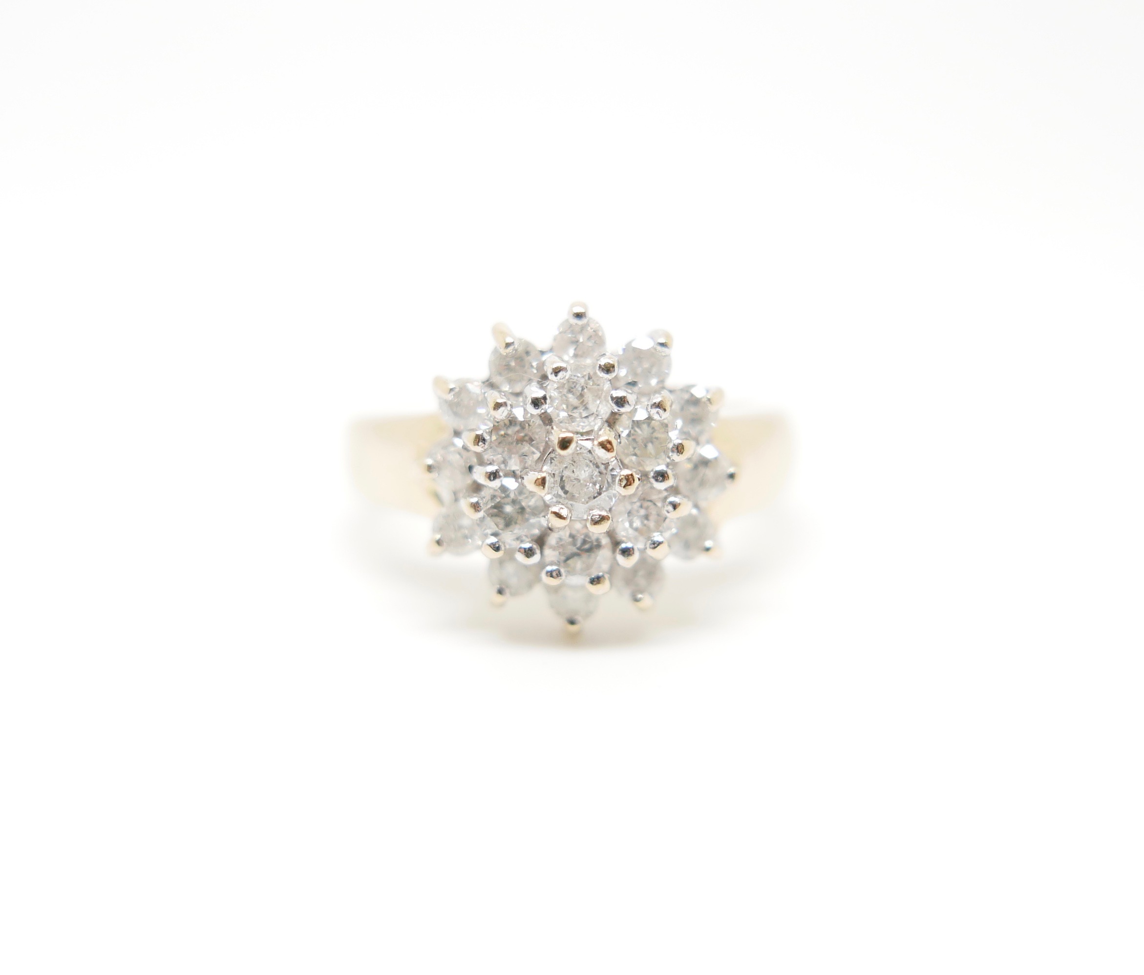 1 carat vintage diamond ring