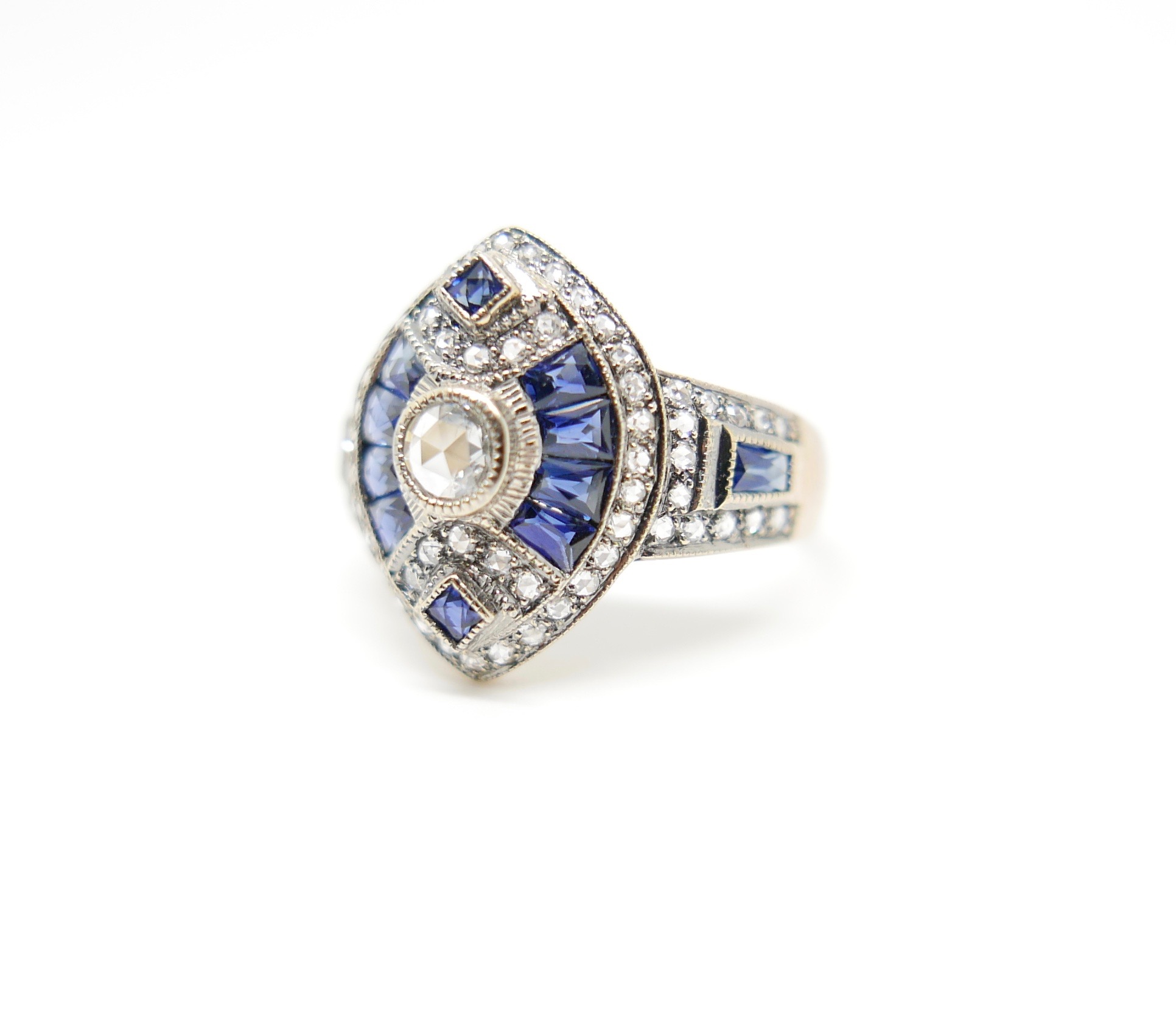 Antique Sapphire Ring