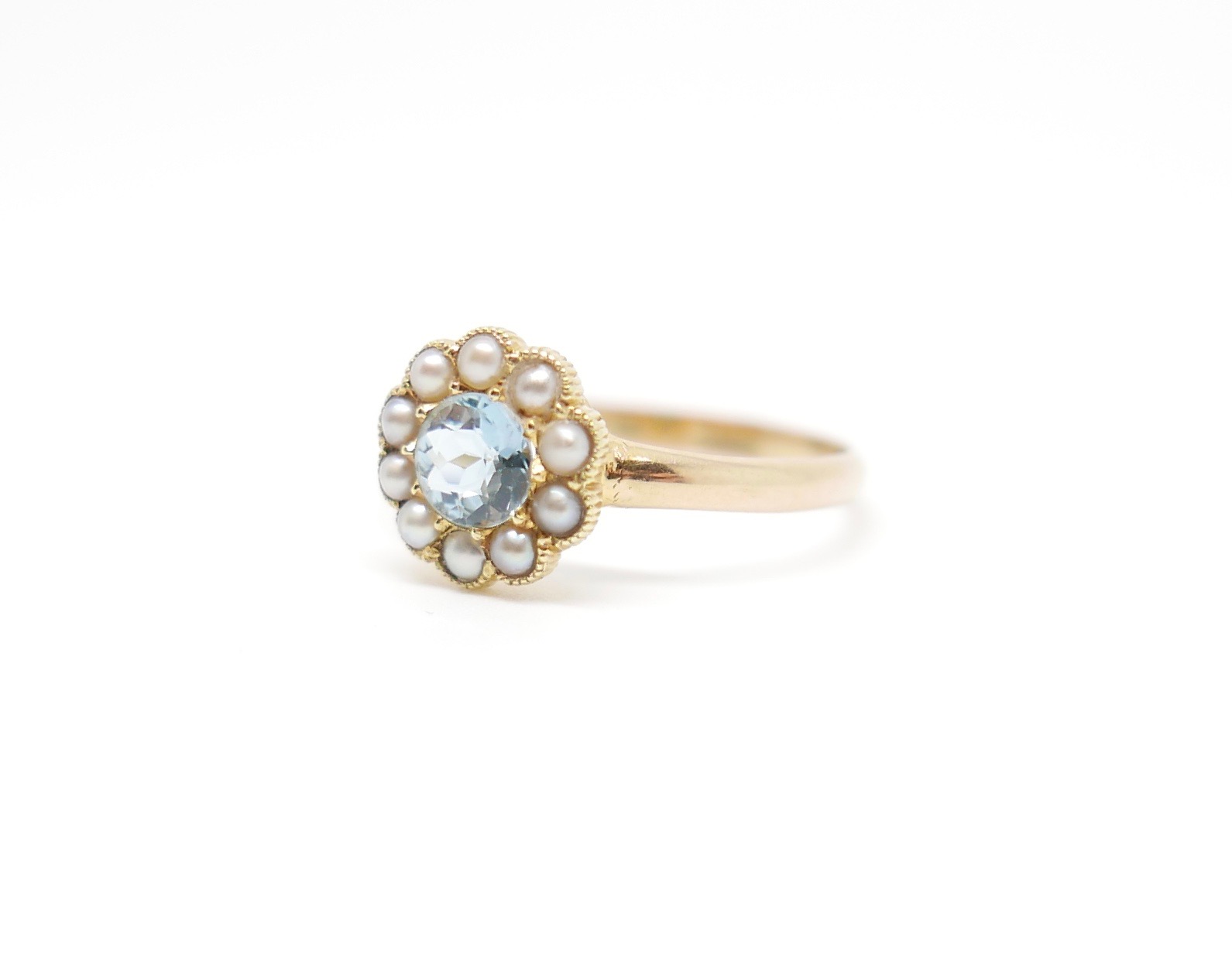 Aquamarine ring vintage