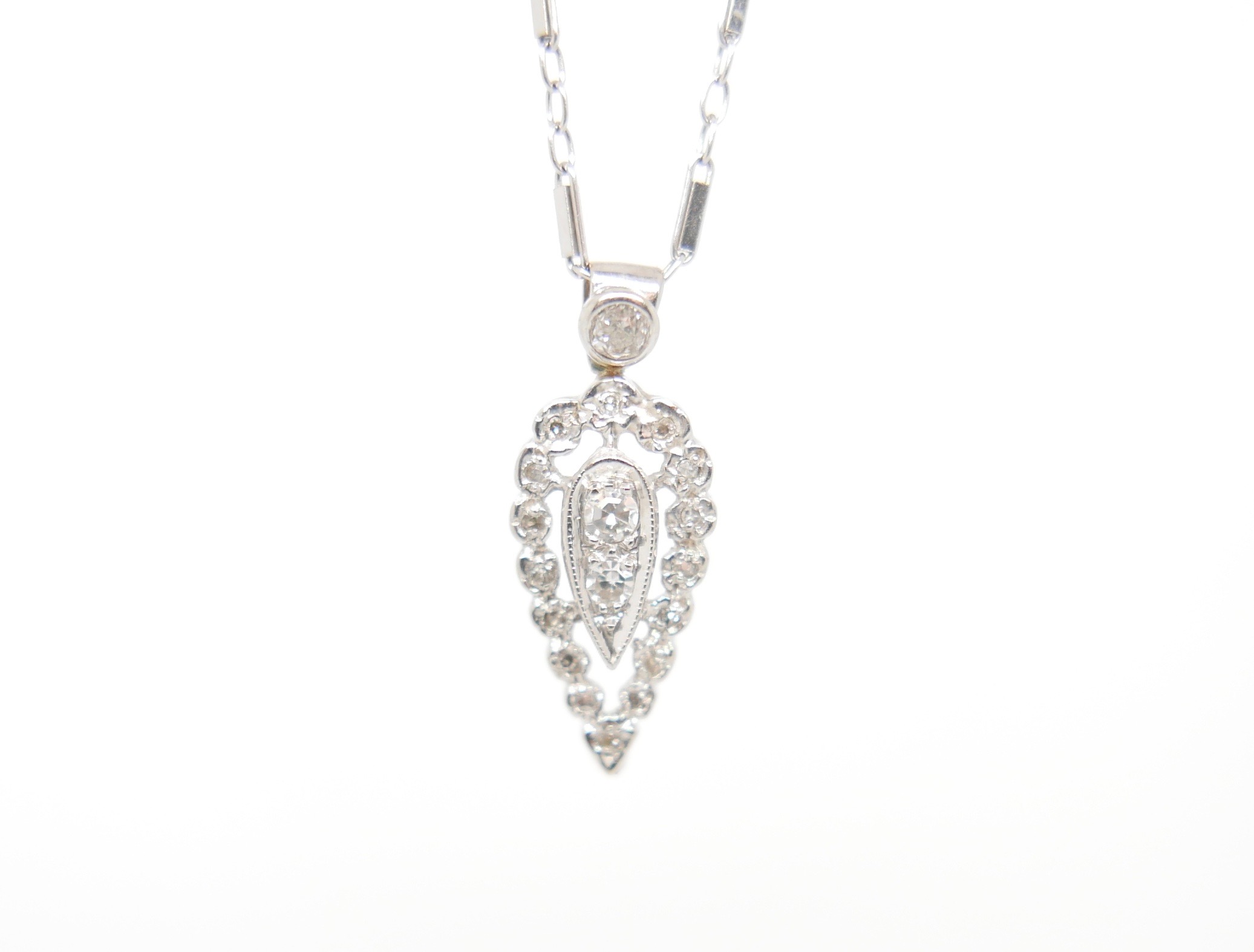 Vintage Diamond Necklace in White Gold