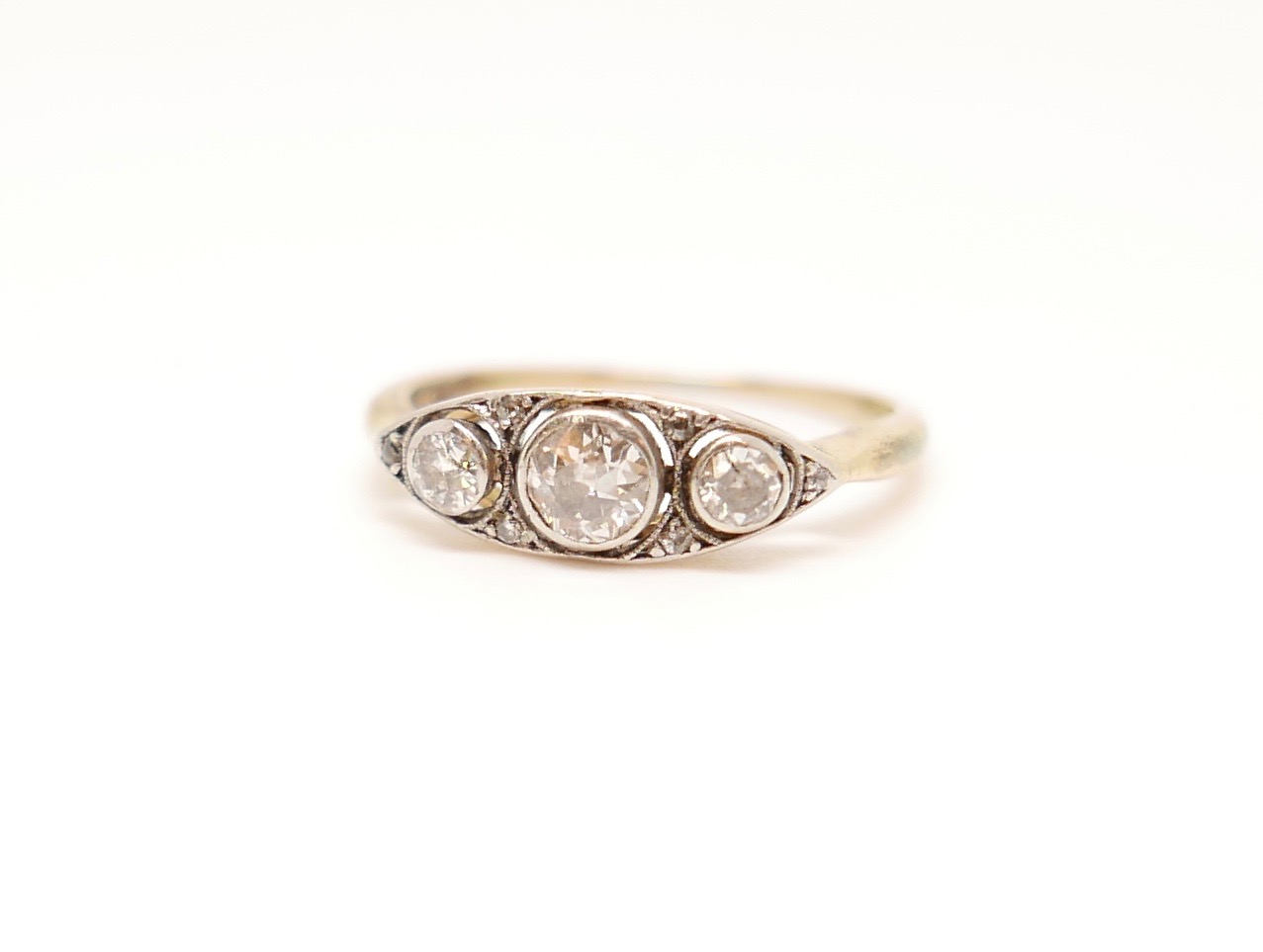 vintage art deco jewellery