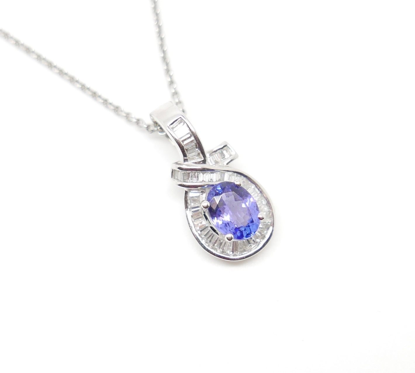 antique jewellery boutique
