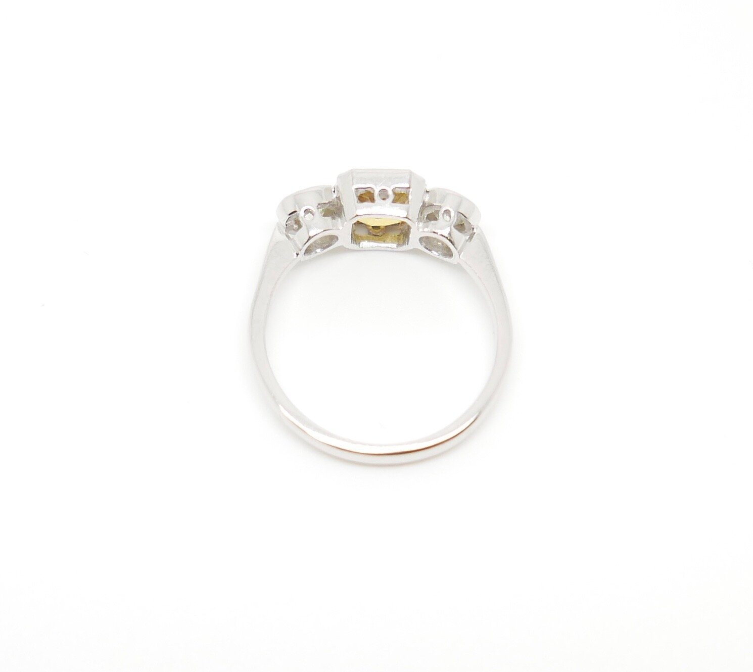 antique yellow sapphire ring