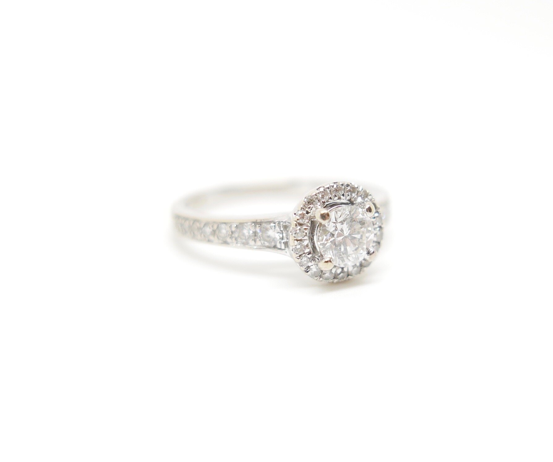 antique jewellery boutique