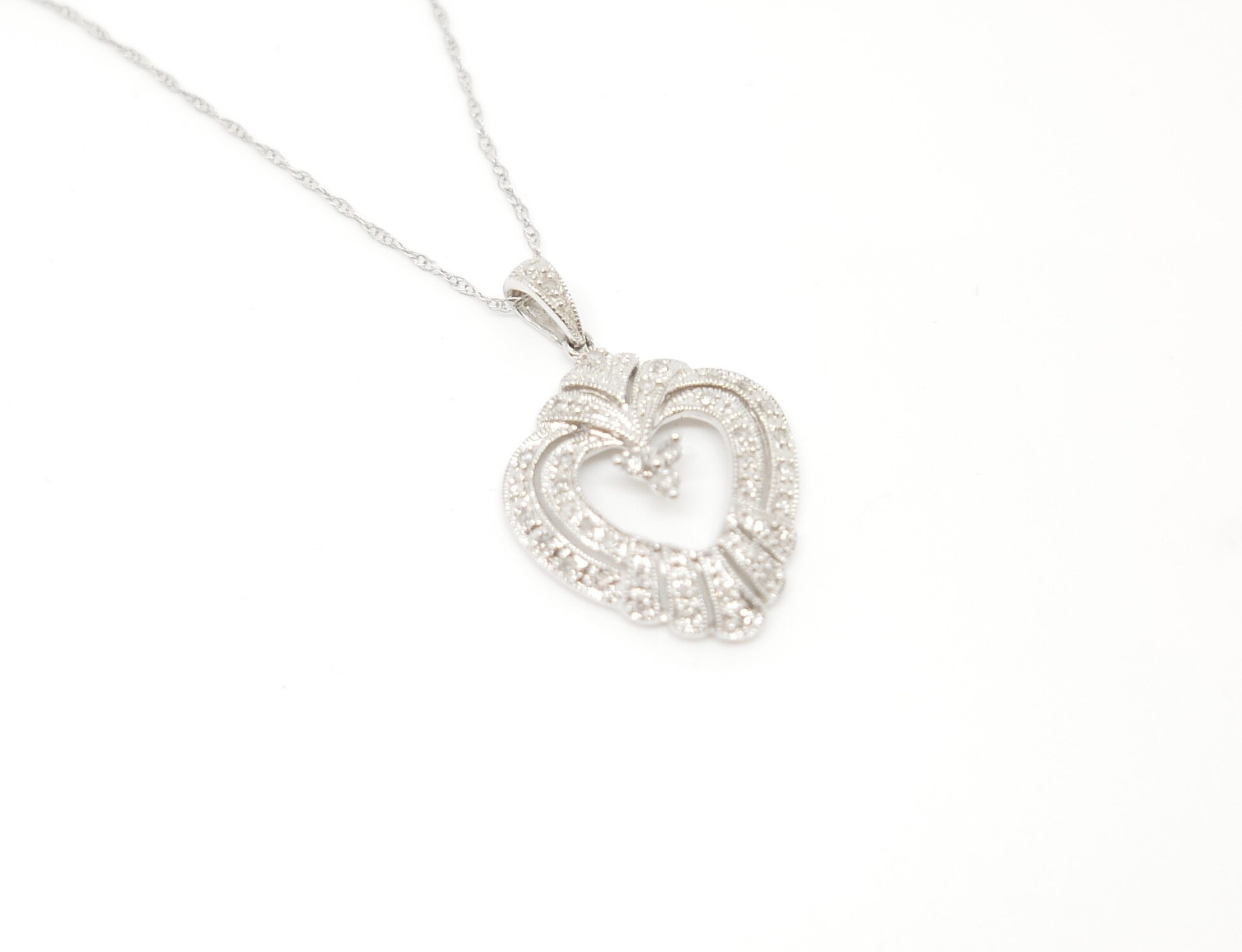 vintage diamond necklace.jpeg