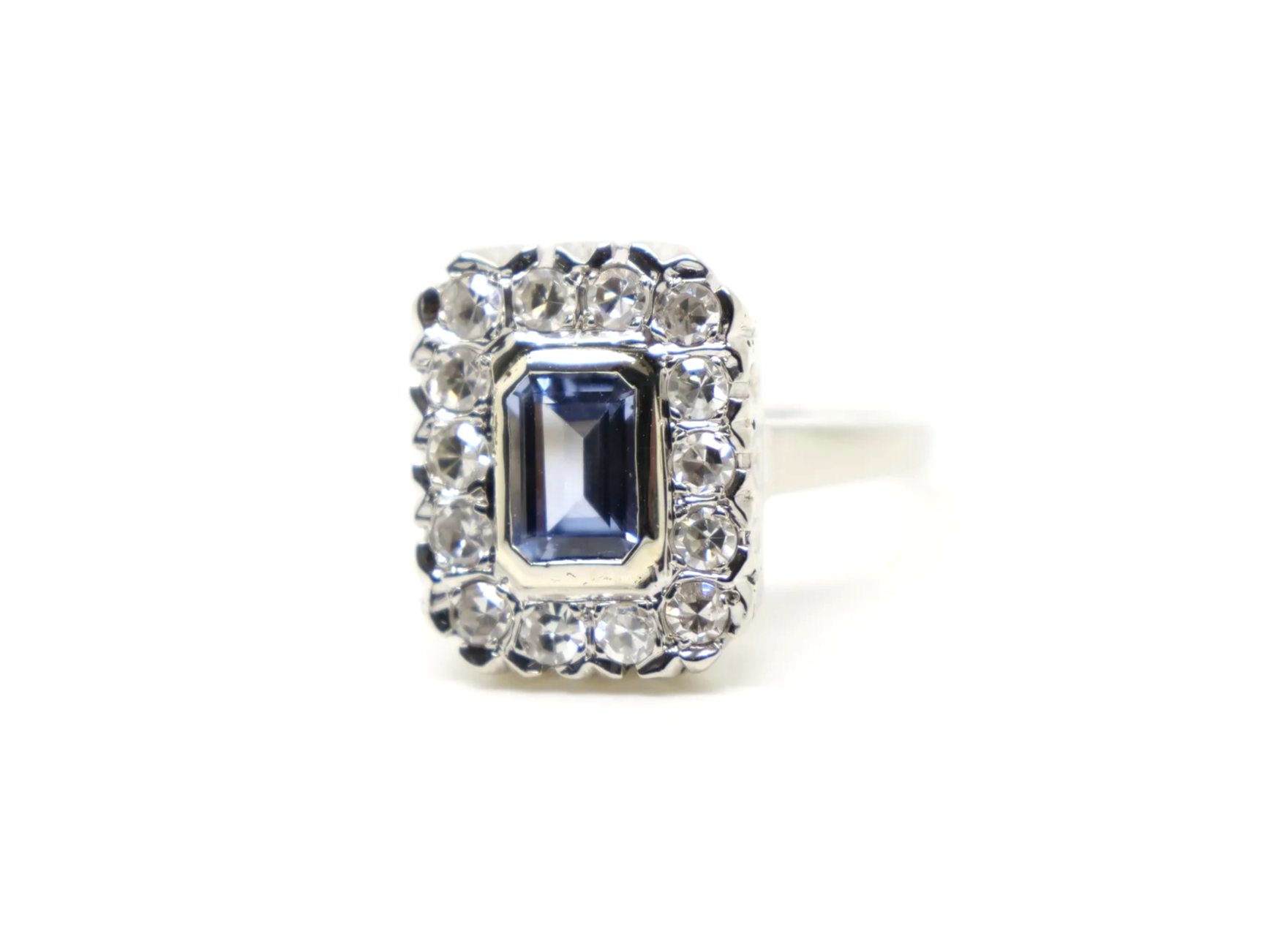 Vintage 14ct white gold sapphire and diamond cluster cocktail ring