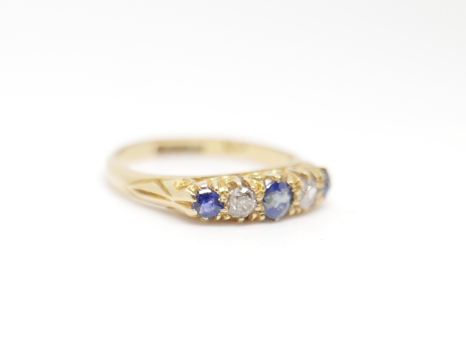 sapphire diamond ring