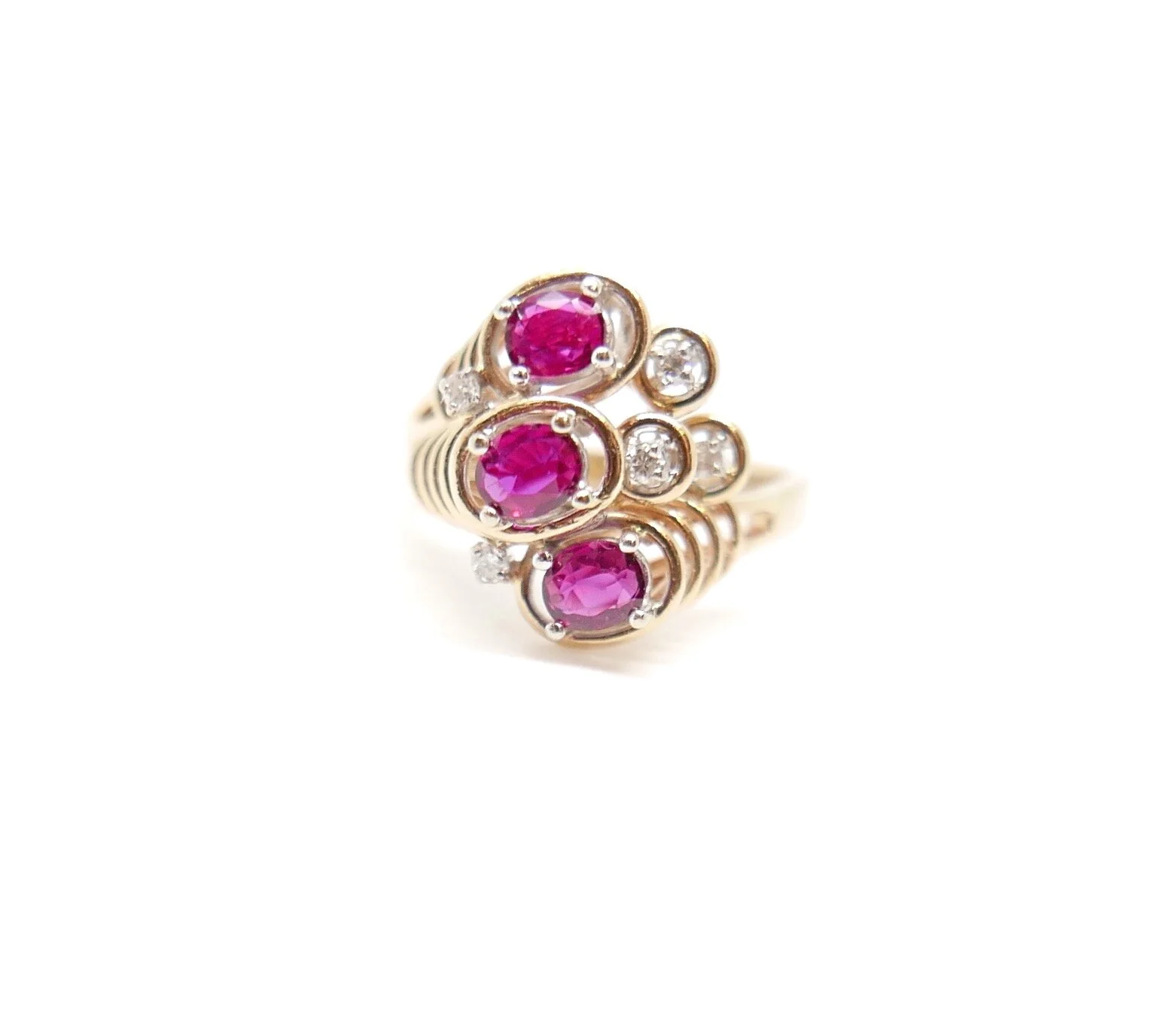 Ruby & Diamond Ring in 18ct Gold