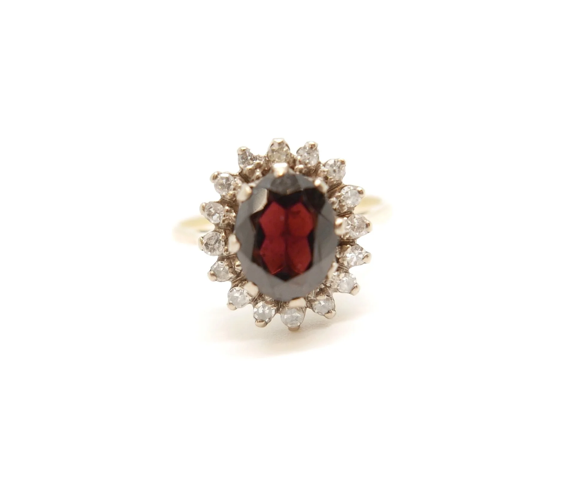 Vintage Garnet and Diamond Ring in 18ct Gold