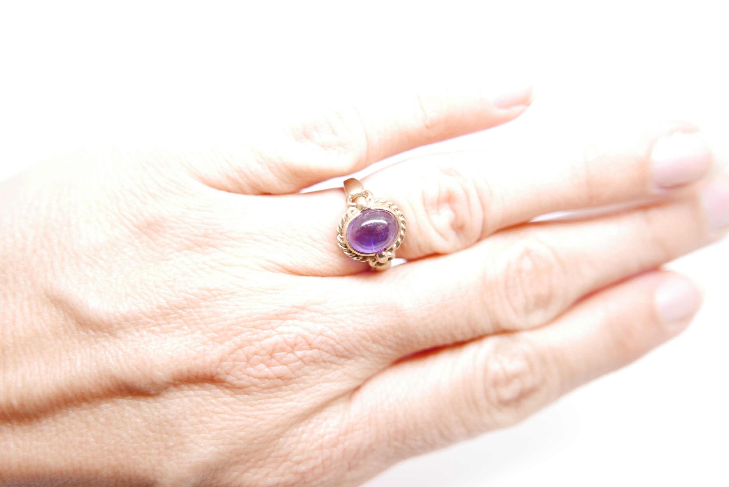 vintage ring amethyst