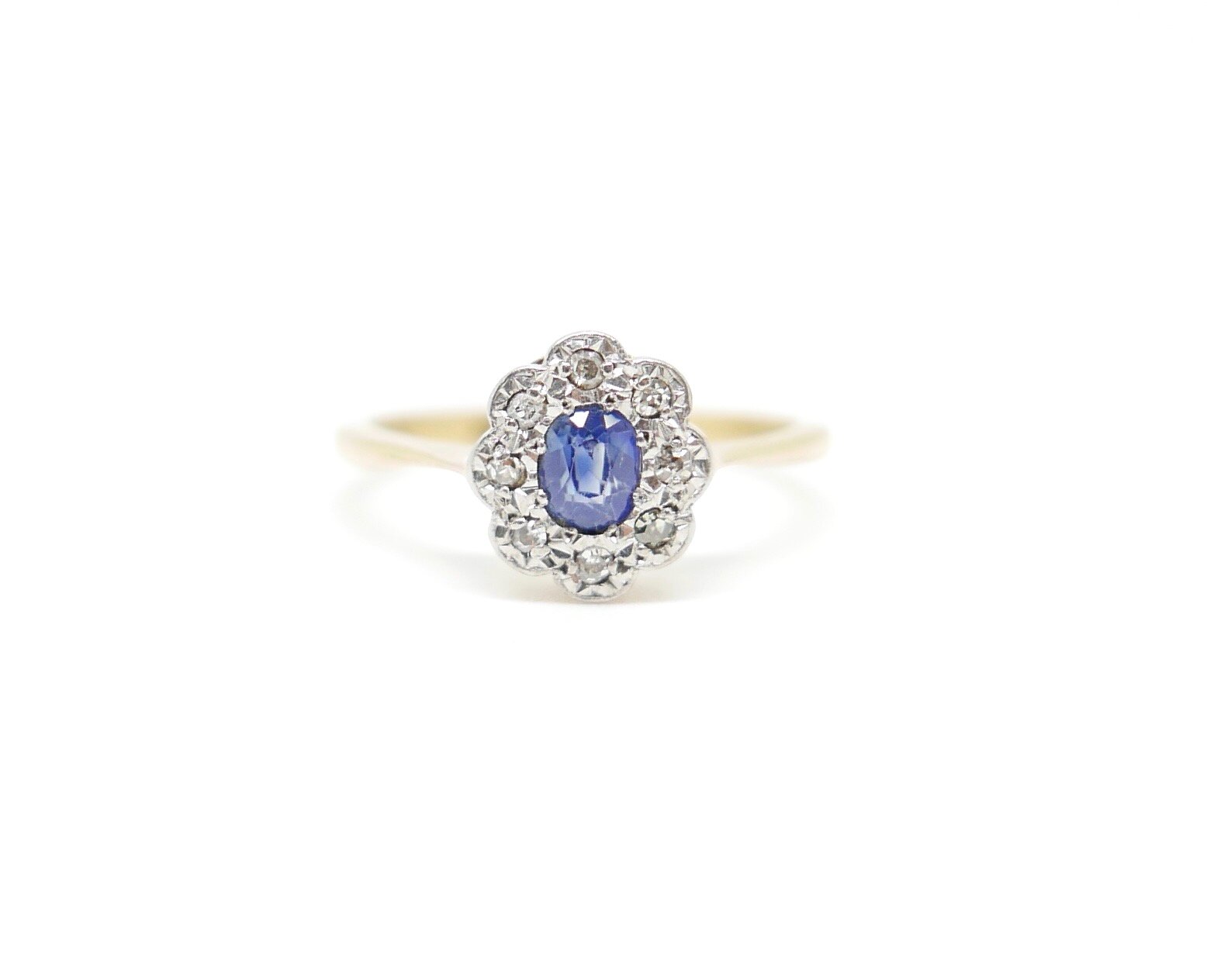 Sapphire &amp; Diamond Ring on 18ct Gold