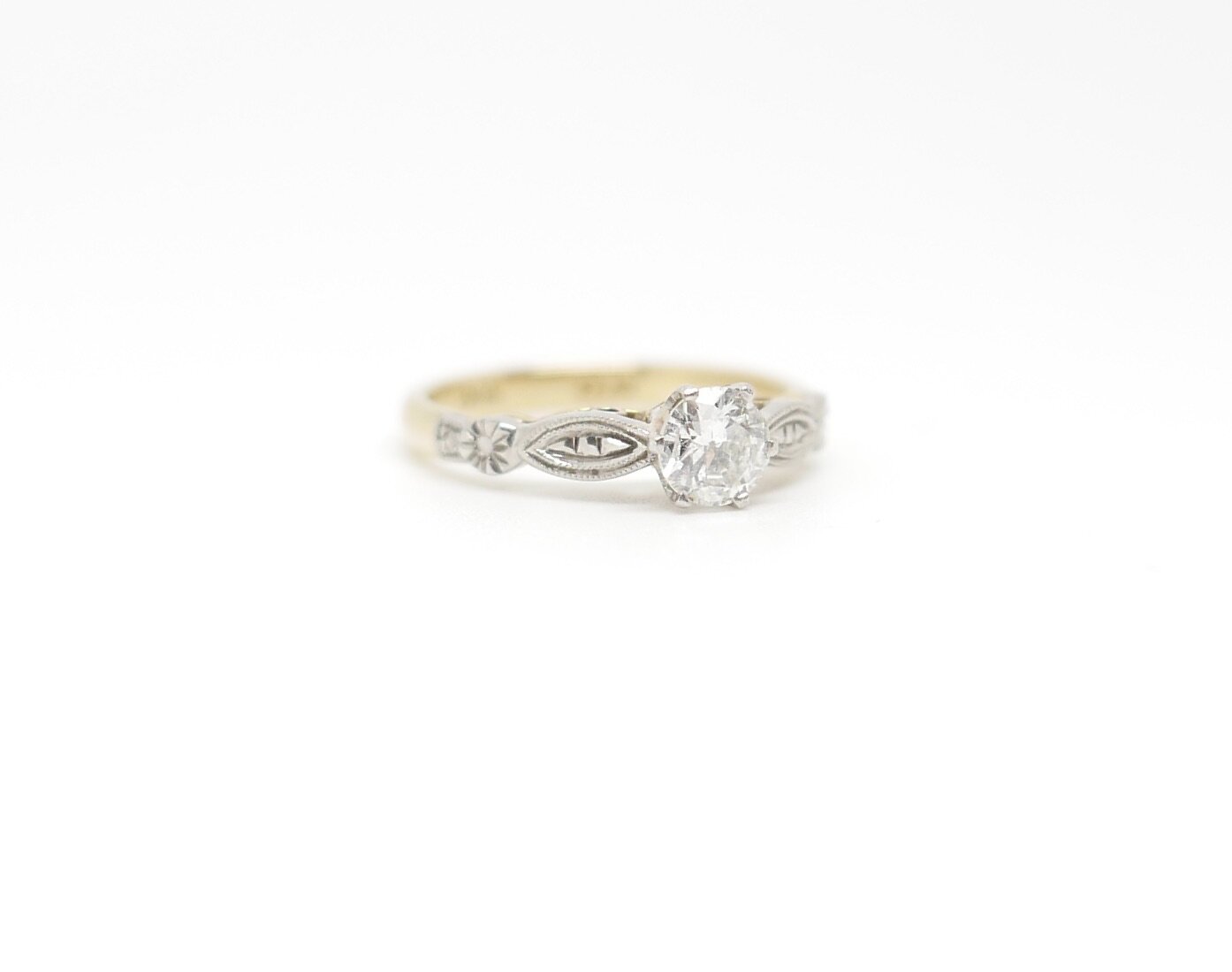 white gold vintage solitaire ring