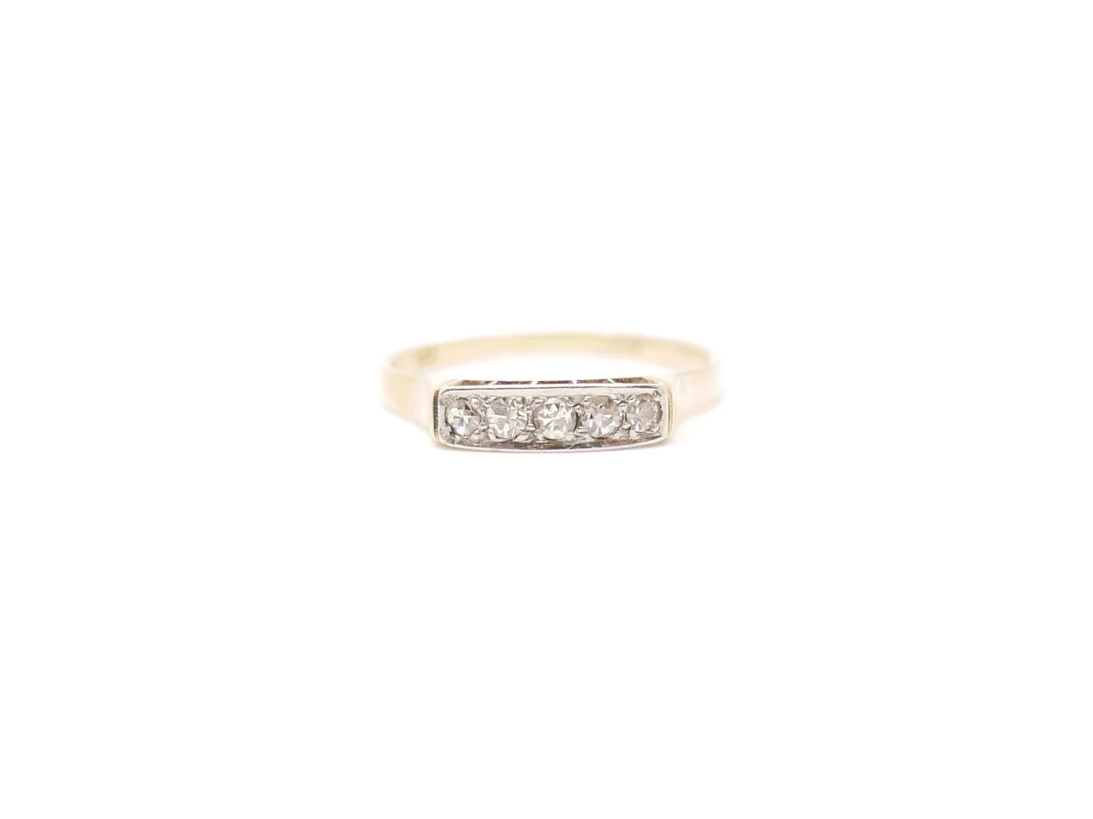 Five Stone Diamond Ring in 18ct Gold