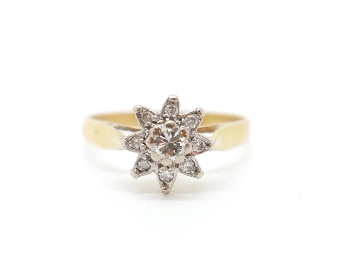 Diamond Star Ring in 18ct Yellow Gold