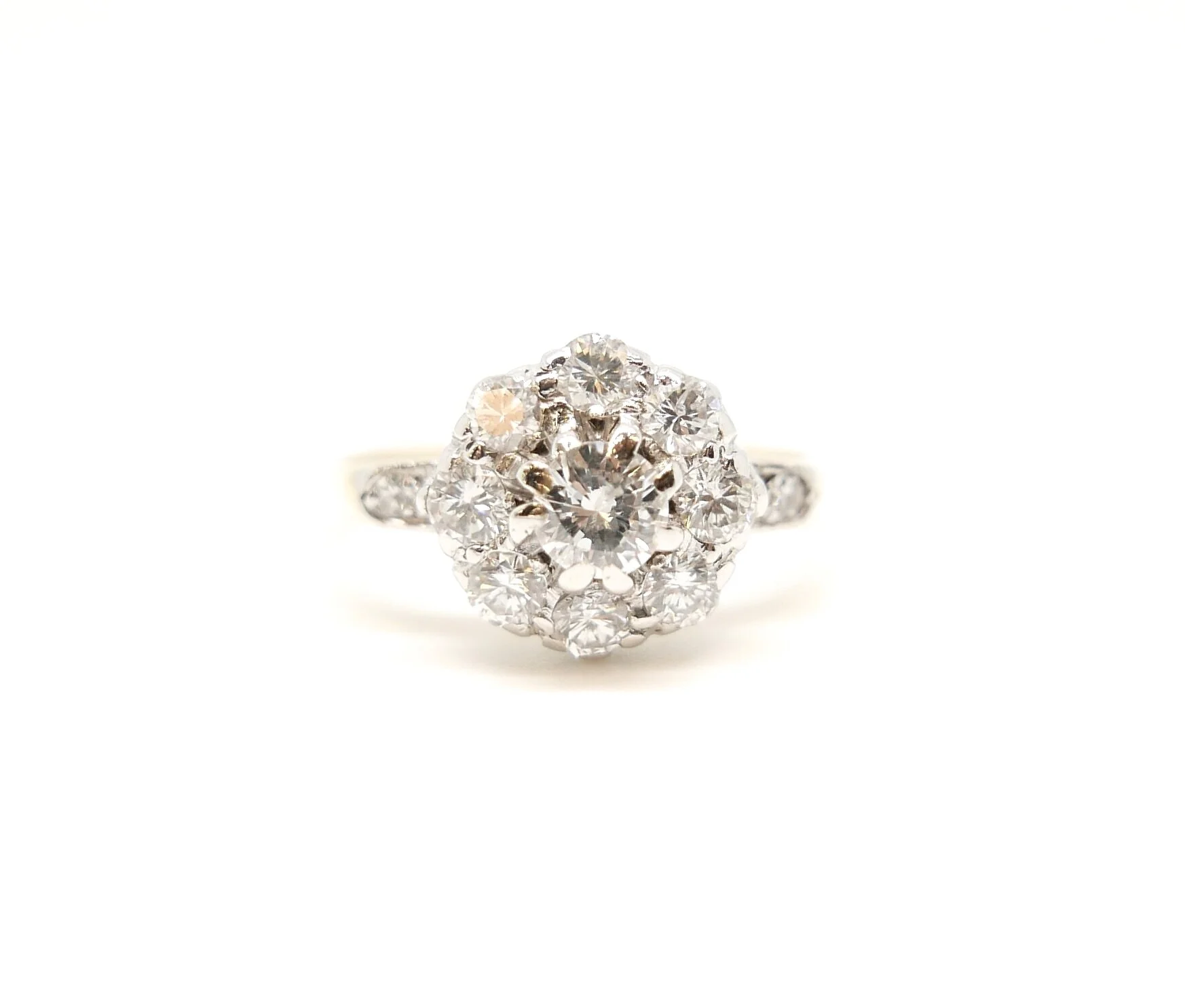 Diamond Cluster Ring in 18ct Gold