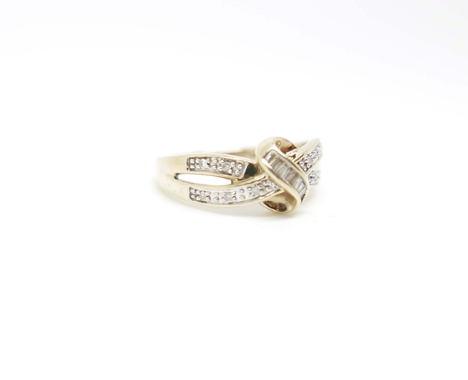 diamond ring 9ct