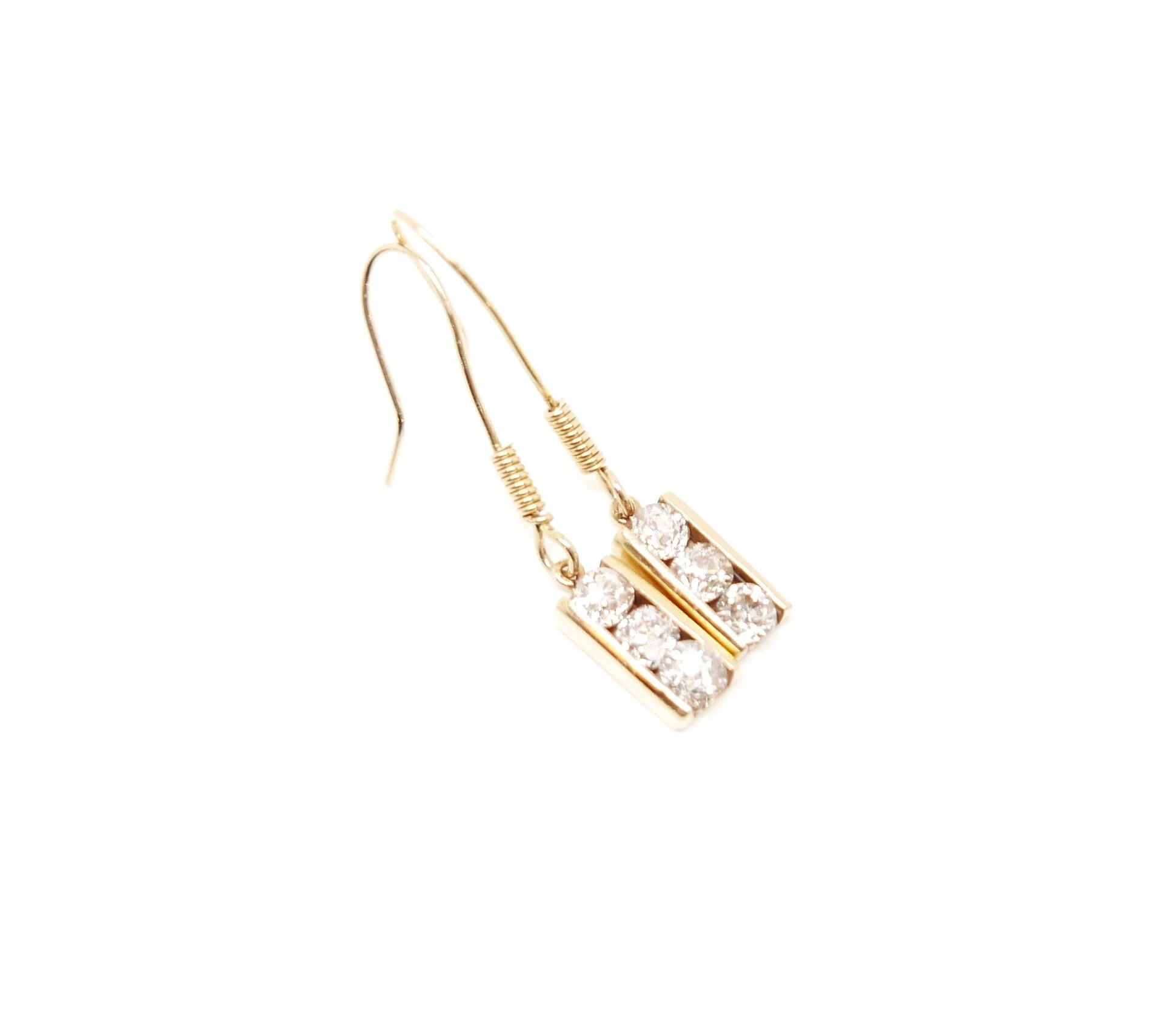 Diamond Drop Earrings in 14ct Gold