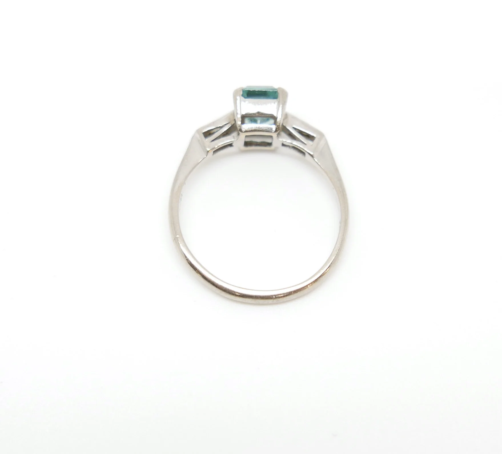 vintage blue topaz ring