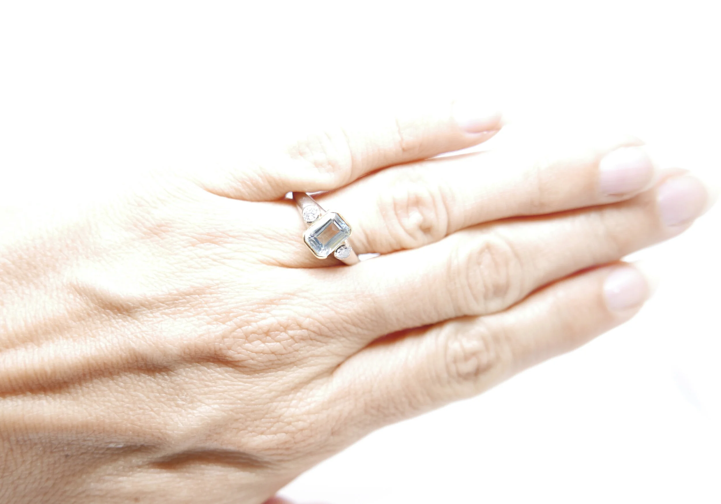 aquamarine diamond ring