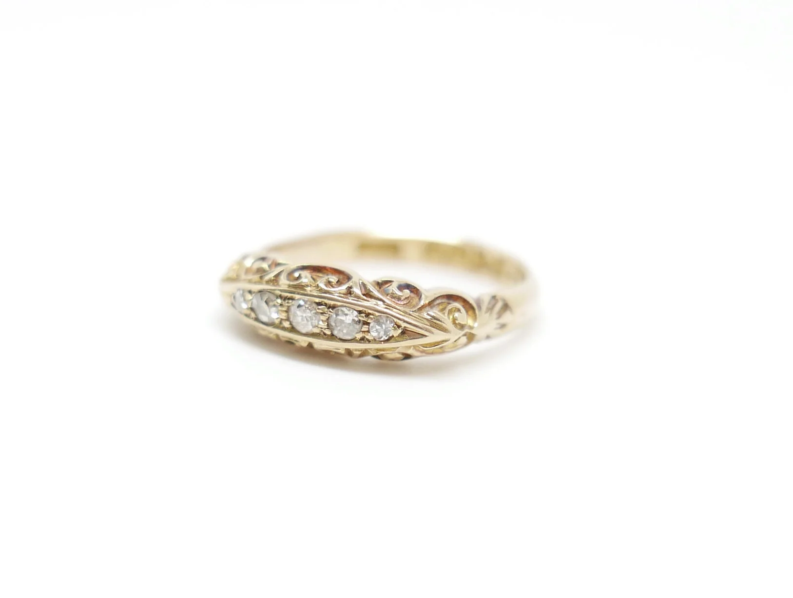 Lovely 18ct gold Edwardian boat ring, set with five old cut diamonds in this lovely intricate setting. Clearly marked Chester and 1919.