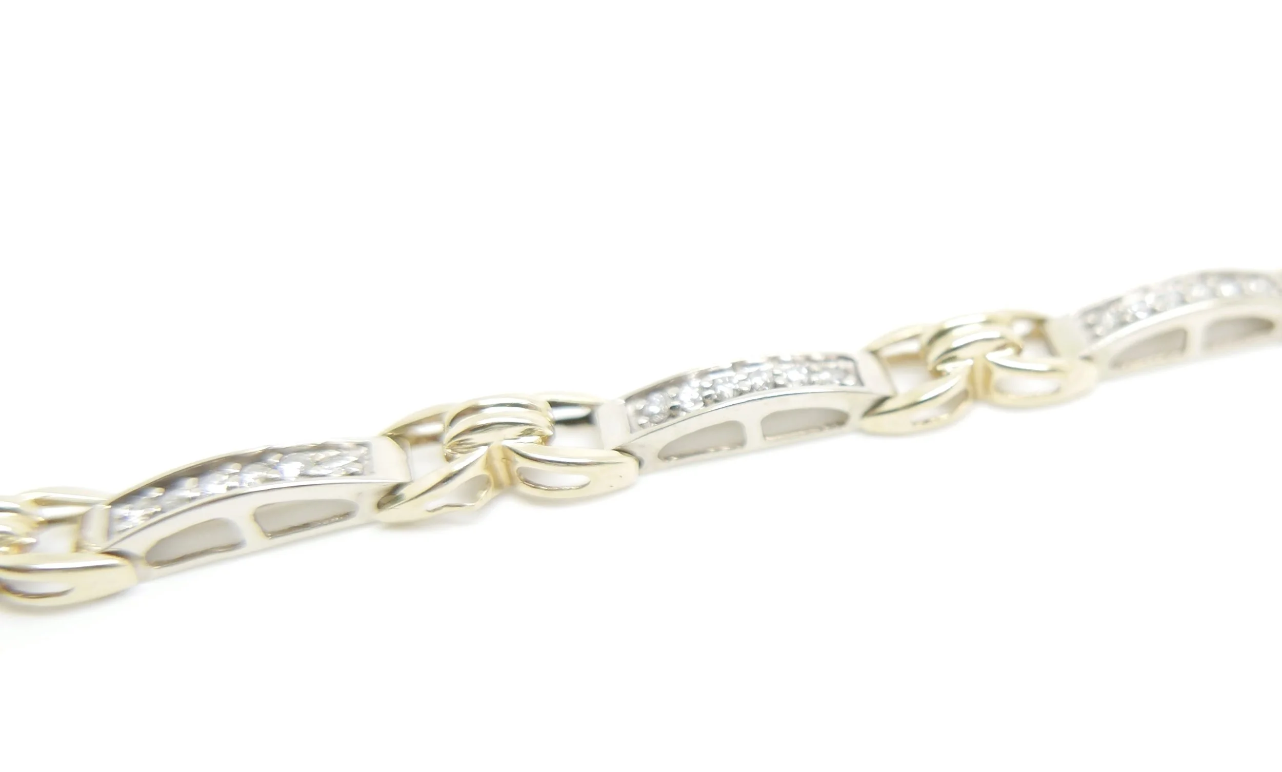 Bracelet Vintage En Métal Doré - Modèle #TA# K34 - Occasion