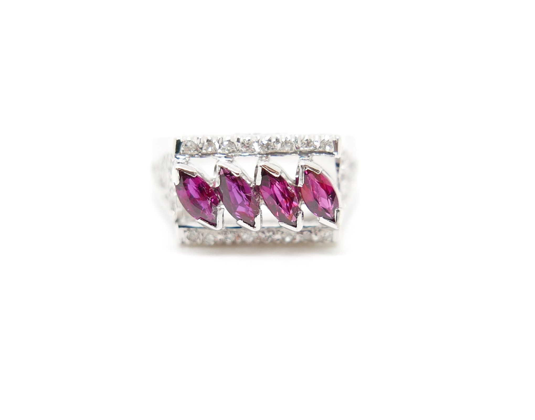unusual+vintage+ruby+ring.jpg