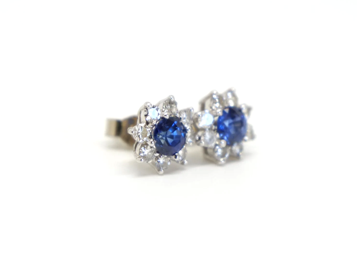 18ct white gold sapphire and diamond cluster stud earrings