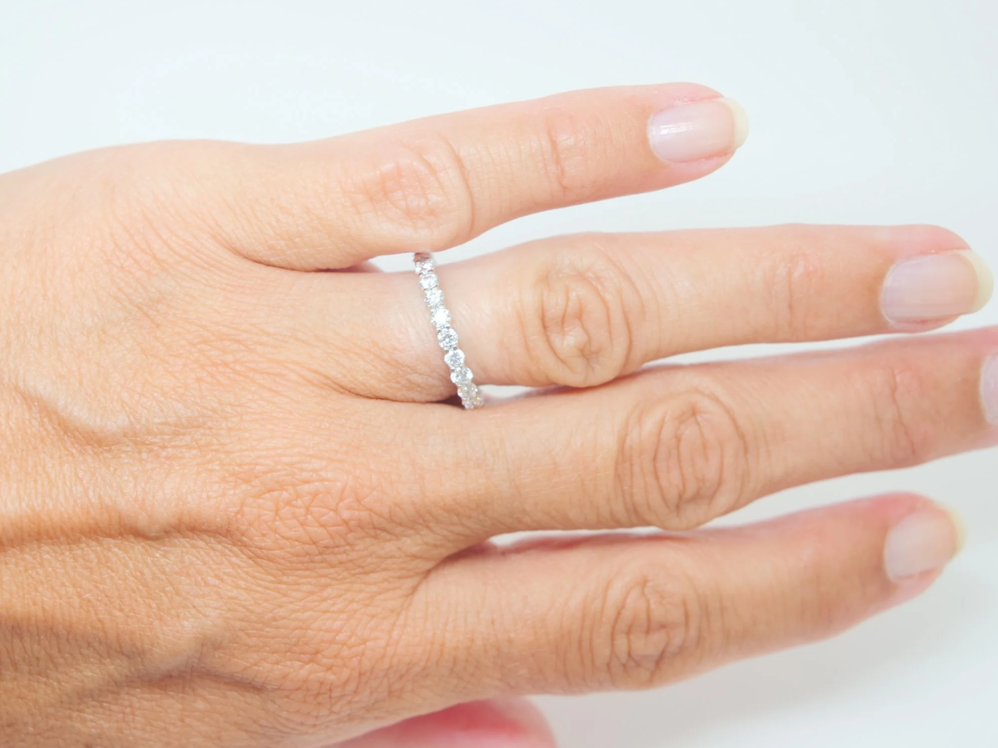 Stunning diamond full eternity ring in 18ct white gold, set all the way around with brilliant cut diamonds totalling approximately 1.4ct.