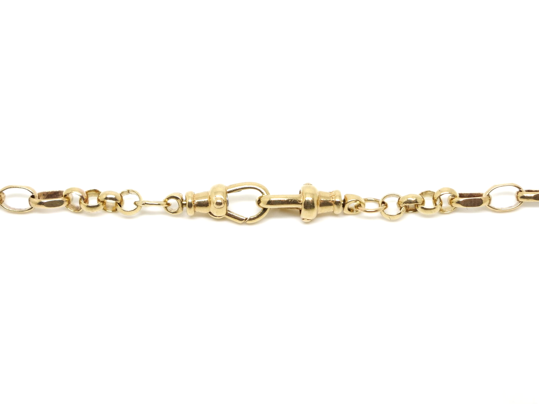 Lovely 9ct gold belcher albert chain with a 9ct gold T-bar. Necklace length is 19” and weight 10g.