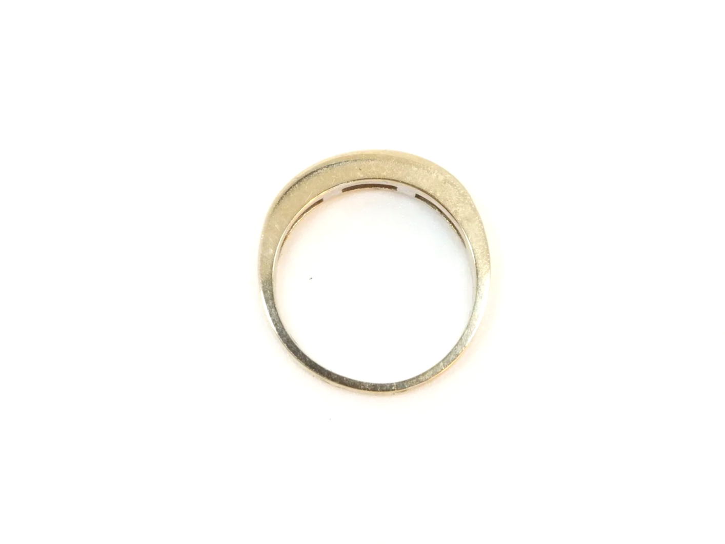 Lovely 18ct gold princess cut diamond half eternity ring, set with nine princess cut diamonds. Total diamond weight  0.77ct (stamped on band).