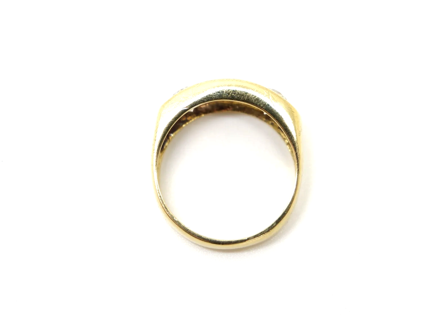 Lovely heavy vintage 18ct gold gypsy ring, set with a round cut sapphire and two brilliant cut diamonds measuring approximately 1ct total.