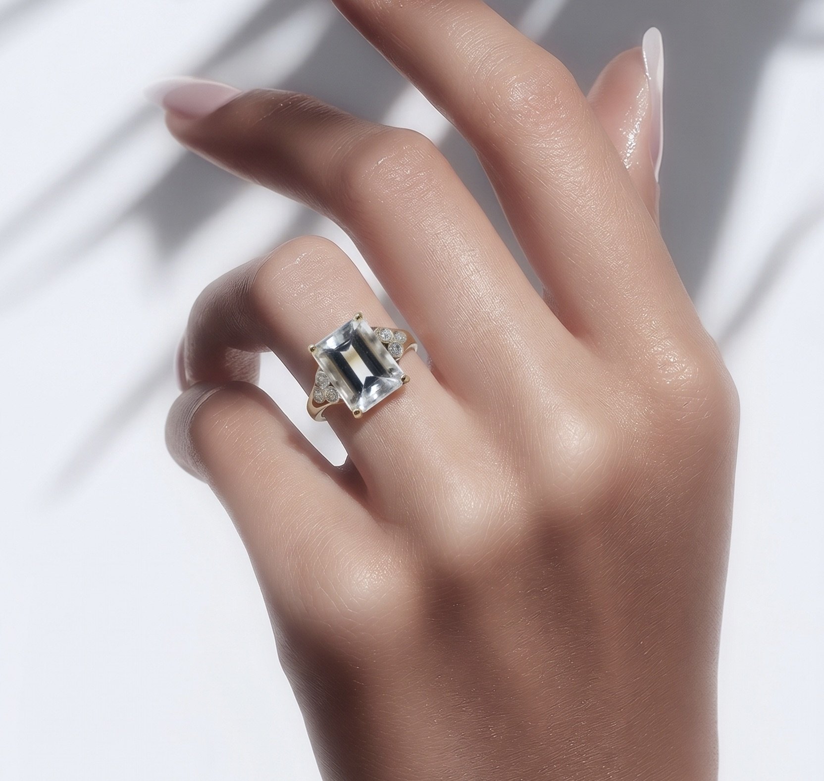 9ct Gold Aquamarine & Diamond Ring