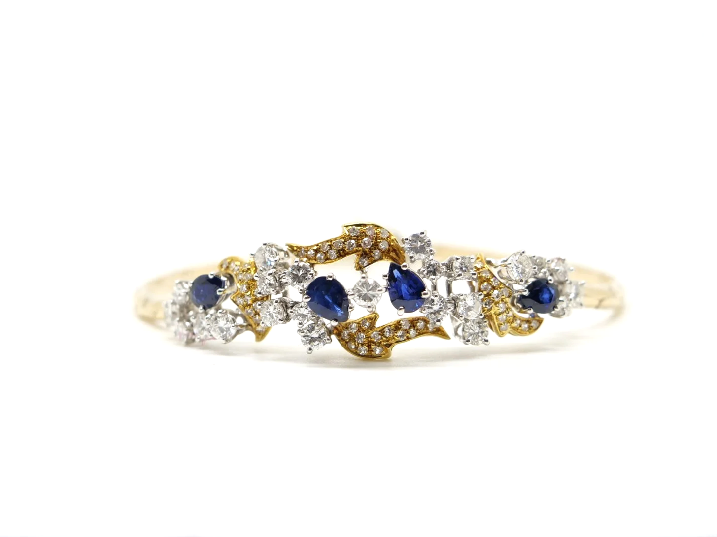 Super vintage 18ct gold sapphire and diamond bracelet, set with gorgeous pear cut sapphires and 2ct brilliant cut diamonds.